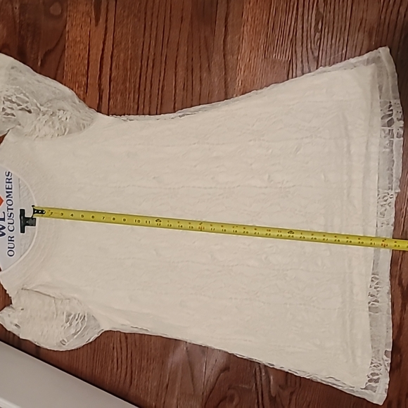 Lace dress fully lined - Picture 10 of 11